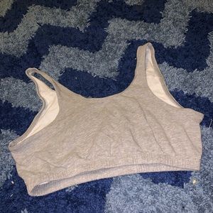 UNPADDED SPORTS BRAS